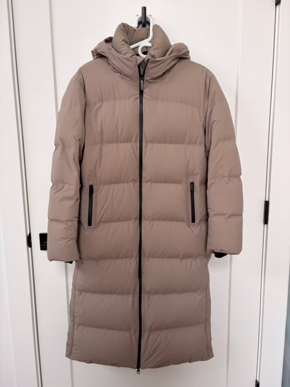 Aritzia Super Puff20 Rainstop - Long (Modern Taupe) Size S
